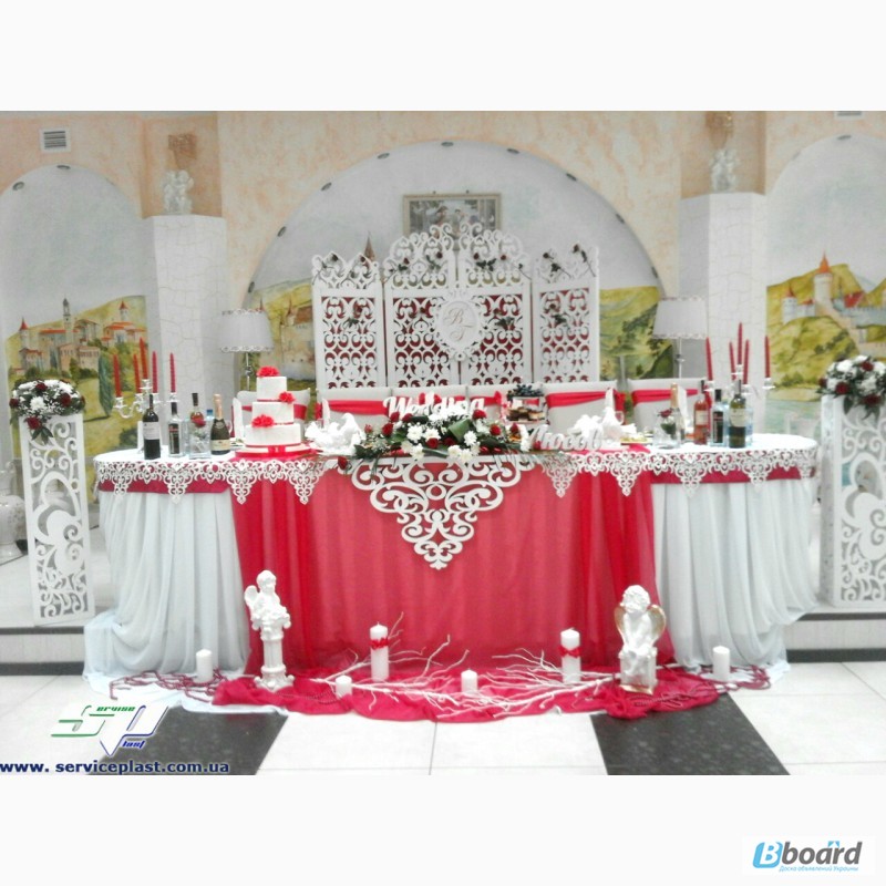 Фото 16. Свадебная арка, резная ширма, ажурные колоны для президиума и выездной регистрации
