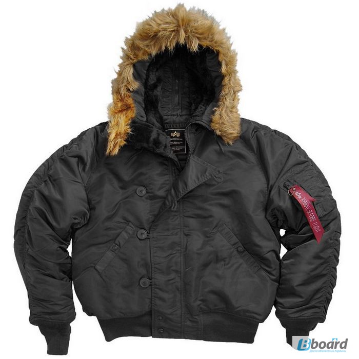 Фото 3. Куртки Аляска укороченного типа (США)