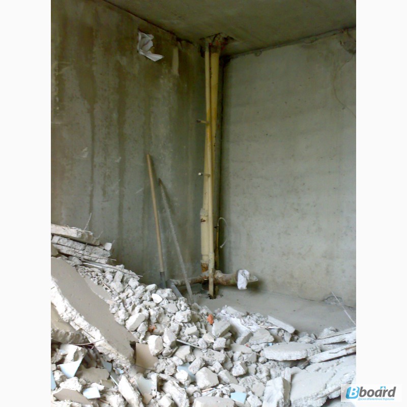Фото 4. Демонтаж сантехкабин, стен, бетона.Резка проемов, штроб в Харькове