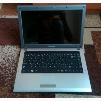Производительный ноутбук в хорошем состоянии Samsung RV408