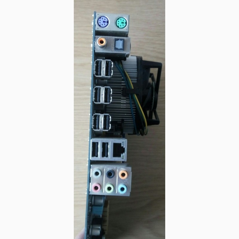 Фото 2. Комплект Xeon E5450, 8gb DDR2, Gigabyte GA-EP43-DS3L