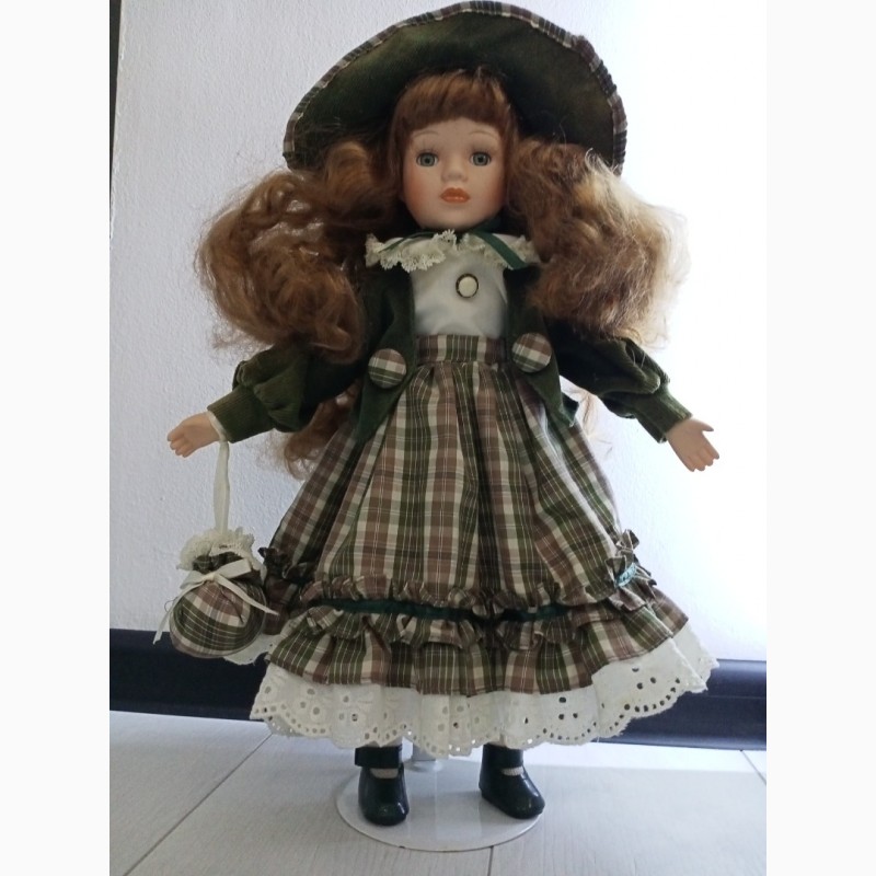 Фото 6. Продам. Коллекционную фарфоровую куклу.Англия