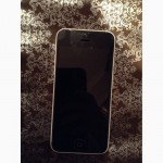 Продам iPhone 5c в идеальном состоянии