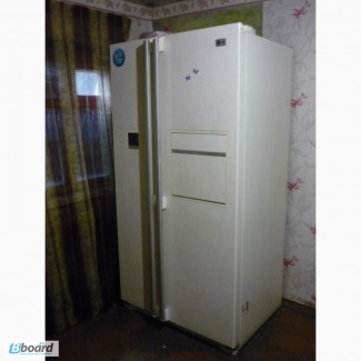 Продам холодильник .Side-by-side LG GR-C207WTQм A